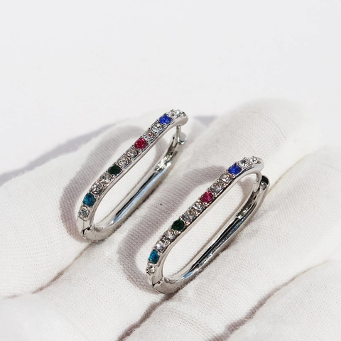 U-Förmige Creolen Versilbertes Messing Bunte Zirkon Doppelseitig Mikropavé Licht Luxus Mode Für Frauen