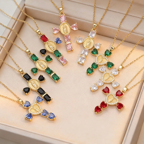 Kruis Hanger Ketting Met Maagd Maria Reliëf En Kleurrijke Zirkonia Titanium Staal Sleutelbeen Ketting Voor Dames