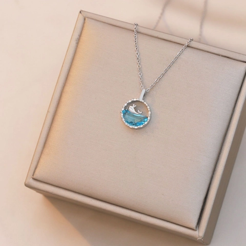 Whale Pendant Necklace Titanium Steel Blue Wave Round Crystal Minimalist Jewelry Accessory For Women Elegant Gift