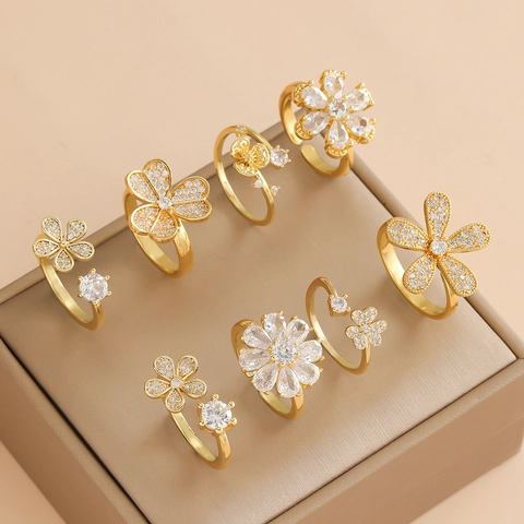 Anello Fiore Francese Placcato Oro Zircone Regolabile Fascia Aperta Elegante Gioiello In Cristallo Scintillante Per Donna