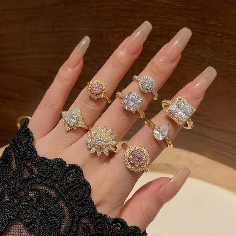 Bague Réglable Ouverte en Zirconia Style Vintage Français pour Femme Bijoux de Doigt en Alliage Plaqué Or avec Motif Tournesol et Étoile