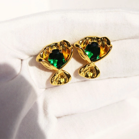 Orecchini a Bottone a Forma di Bouquet di Fiori Creativi Vintage per Donna in Ottone Placcato Oro con Zirconi Colorati Pieghettati con Perno in Argento Gioielli Regalo