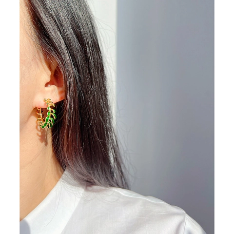 Handgefertigte Retro Creolen Mit Grünen Emaille Blättern Messing Schmuck Mit Silver Earring Post Für Frauen