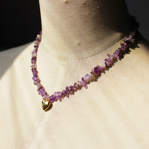 Collana di Perline in Pietra Naturale Irregolare Con Ciondolo a Cuore in Ottone Placcato Oro e Zirconia Gioielli Donna