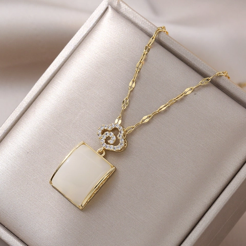 Stainless Steel Necklace Women Faux Jade Rectangle Pendant Cloud Rhinestone Elegant Light Luxury Clavicle Chain