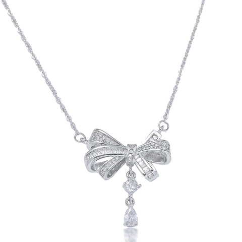 Women Fashion Titanium Steel Butterfly Bow Pendant Necklace Zirconia Inlaid Clavicle Chain Jewelry For Party Daily Wear