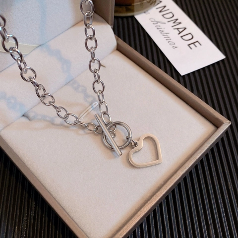 Heart Pendant Necklace Stainless Steel Hollow Love OT Buckle Toggle Clasp Minimalist Chunky Chain Ins Style