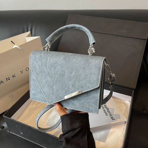 Women's Vintage PU Leather Shoulder Bag Urban Minimalist Square Flap Crossbody Handbag With Metal Bar Decoration Top Handle