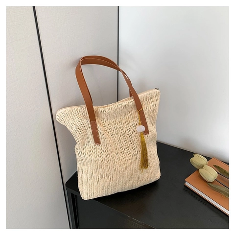Grand Sac Fourre-Tout en Paille Tissée pour Femmes Style Pastoral Sac à Épaule Avec Bandoulière en Cuir et Gland Sac de Plage Été