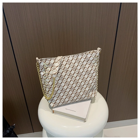 Borsa A Secchiello Da Donna In Pelle PU Motivo A Rombi Catena Borsa A Tracolla Con Decoro Di Borchie Grande Capacità Stile Vintage