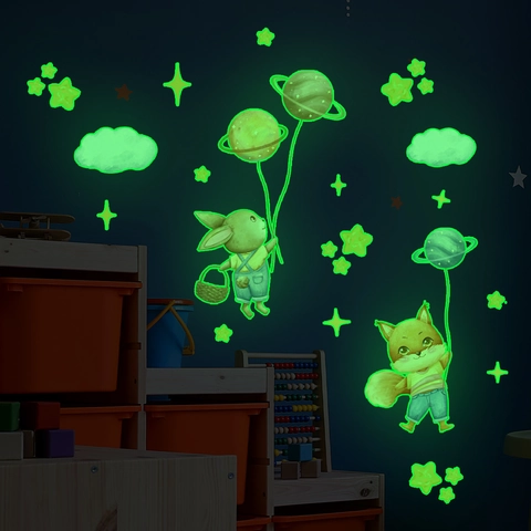 Lichtgevende Muurstickers Glow In The Dark Cartoon Konijn Eekhoorn Sterren PVC Zelfklevende Decals Kinderkamer Decoratie