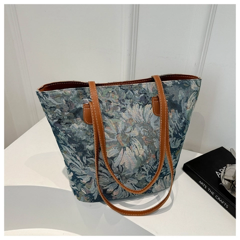 Vintage Floral Print Tote Bag Large Capacity Jacquard Tapestry Fabric Shoulder Handbag Retro Artistic Style For Women