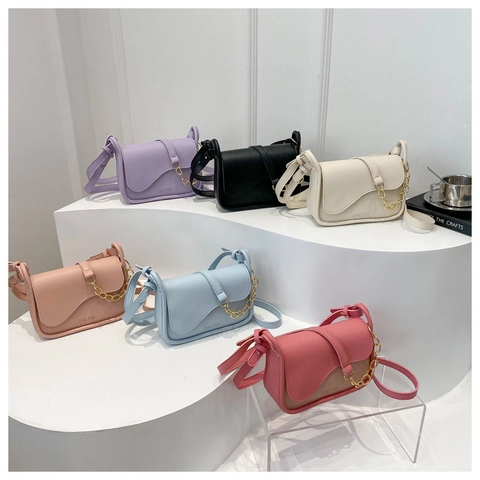 Women Wave Edge PU Leather Shoulder Bag Solid Color Elegant Gold Chain Decor Small Square Crossbody Bag