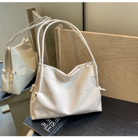 Γυναικεία Casual Μαλακή Τσάντα Tote από Δέρμα PU Μινιμαλιστική Τσάντα Ώμου Μεγάλης Χωρητικότητας Με Πλαϊνούς Κόμπους Κορδονιού