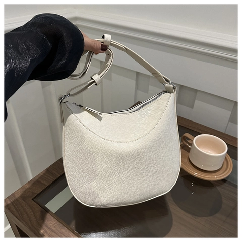 Minimalist Pebbled PU Leather Hobo Bag Solid Color Adjustable Strap Half Moon Chic Shoulder Crossbody Bag For Women