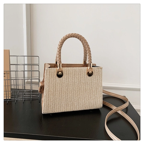 Women Retro Straw Woven Shoulder Bag Summer Casual Beach Handbag Woven Handle Small Square Commuter Tote Crossbody Bag