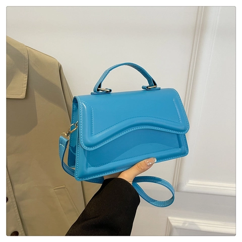 Trendy PU-Leder Kleine Vierkante Tas Golfontwerp Klep Handvat Crossbody Schoudertas Voor Vrouwen Mode Dagelijkse Handtas