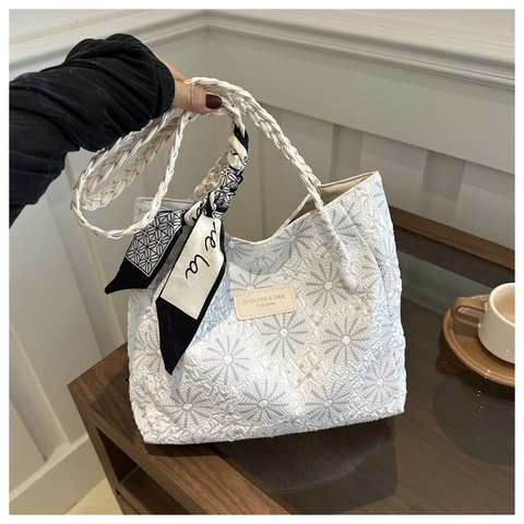 Women Embroidery Floral Canvas Tote Bag With Printed Silk Ribbon Large Capacity Shoulder Bag Casual Daily Beach Fashion Handbag