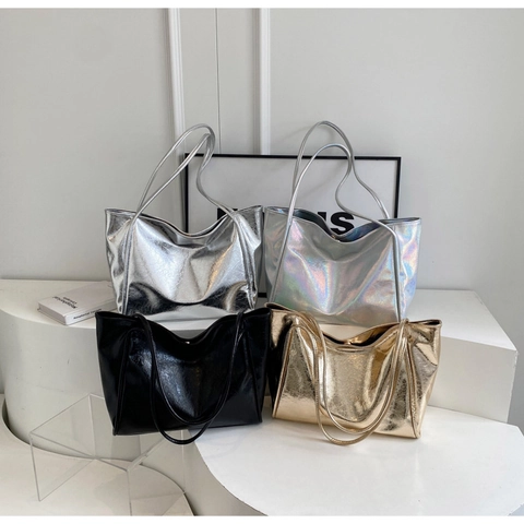 Damen Große Kapazität Metallic Tote Bag PU Leder Minimalistisch Plissierte Schultertasche Casual Pendler Handtasche
