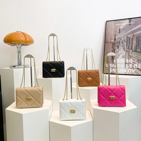 Elegant Quilted Chain Shoulder Bag For Women High Quality PU Leather Vintage Crossbody Bag Gold Metal Logo Flap Handbag Party Purse