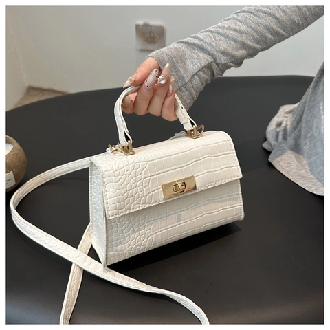 Women Crocodile Pattern PU Leather Small Square Bag With Gold Turn Lock Handle Crossbody Shoulder Bag For Daily Use