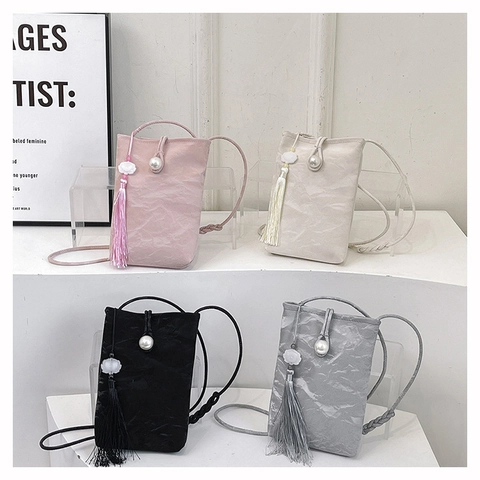 Vintage Women Pleated Phone Crossbody Bag With Artificial Pearl Decor And Long Tassel Elegant Small Square Shoulder Pouch Bag
