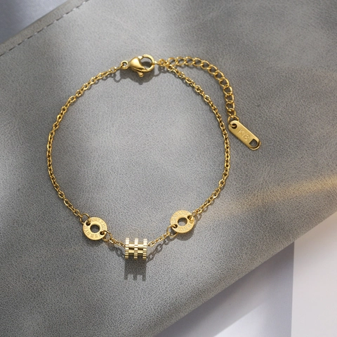 Bracciale In Acciaio Al Titanio Placcato Oro 18K Per Donna Numeri Romani Ingranaggio Vita Piccola Stile Ins Elegante