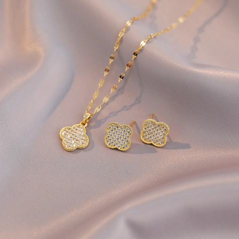 Four Leaf Clover Lucky Floral Necklace And Stud Earrings Jewelry Titanium Steel Zircon Rhinestone Elegant For Women