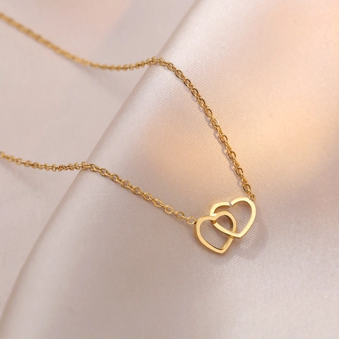 Interlocking Hearts Pendant Necklace Stainless Steel Minimalist Elegant Clavicle Chain Jewelry For Women