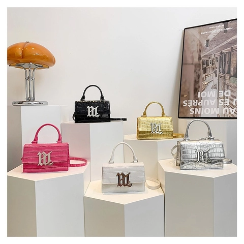 Damen Krokodilmuster Glänzendes PU Leder Kleine Quadratische Tasche Nischendesign Umhängetasche Mit Metallschnalle