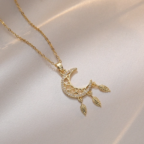 Moon Dreamcatcher Pendant Necklace For Women Stainless Steel Gold Plated With Sparkling Rhinestone Feather Tassel Elegant Jewelry