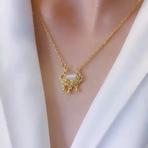 Vintage Ruyi Lock Pendant Necklace For Women Titanium Steel Cat Eye Stone Zirconia Auspicious Cloud Pingan Lock Jewelry Gold Silver Color Ethnic Style Gift