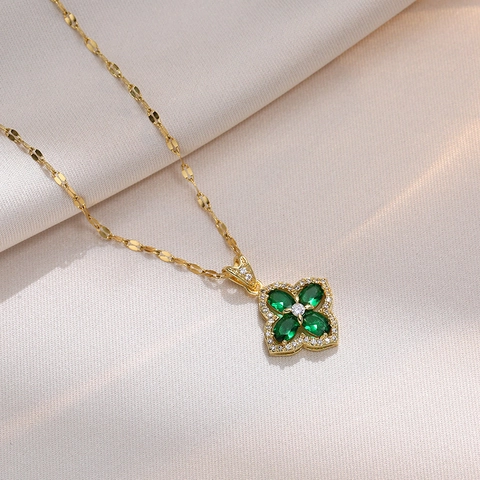 Collana Orecchini Anello Quadrifoglio Per Donna Zirconia Verde Acciaio Al Titanio Placcato Oro Gioielli