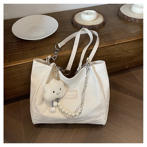 Damen Große Kapazität PU Leder Tote Tasche Künstliche Perlenkette Dekoration Elegant Koreanischen Stil Schultertasche Mit Wolke Plüsch Anhänger Lässige Handtasche