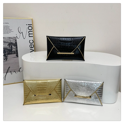 Women's Crocodile Pattern Clutch Bag PU Leather Envelope Evening Handbag Gold V Metal Trim Party Wedding Fashion Wristlet