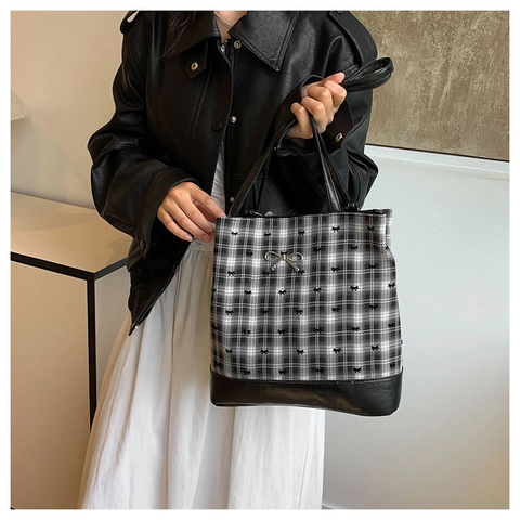 Women Large Capacity Tote Bag PU Leather Fabric Patchwork Bow Decor Plaid Polka Dot Print Commuting Shoulder Bag Charm