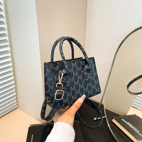 Borsa a Tracolla Retro Mini da Donna Moda Monogramma Lettera M Borsa a Mano in Pelle PU Piccola Borsa Quadrata Tracolla Regolabile