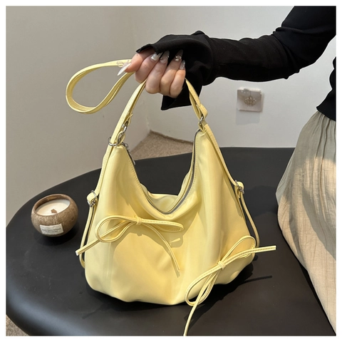 French Style Women Glossy PU Leather Shoulder Bag Sweet Bowknot Decor Ruched Hobo Underarm Bag Simple Elegant Tote