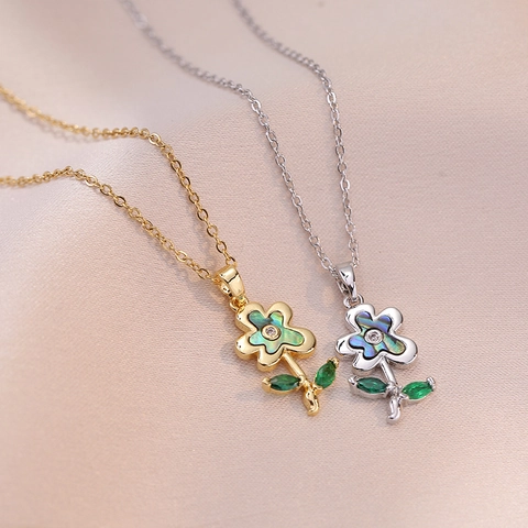Daisy Flower Pendant Necklace Titanium Steel With Mother Of Artificial Pearl And Zircon Elegant Minimalist Jewelry For Women