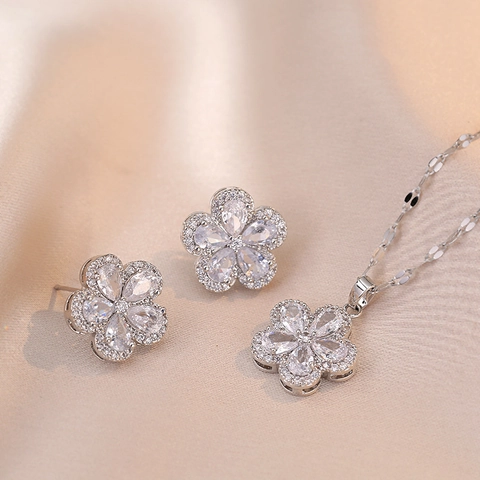 Bijoux Fleur Incluant Collier Et Boucles Oreilles Acier Titane Zirconia Accessoire Élégant Floral Simple Pour Femmes