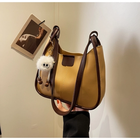 Vintage PU Leather Women Bucket Bag High End Feel Retro Contrast Color Single Shoulder Crossbody Tote Bag With Plush Charm