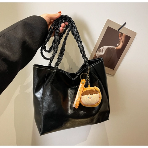 Women Large Capacity PU Leather Tote Bag Retro Casual Shoulder Bag With Woven Strap Contrast Stitching And Plush Pendant