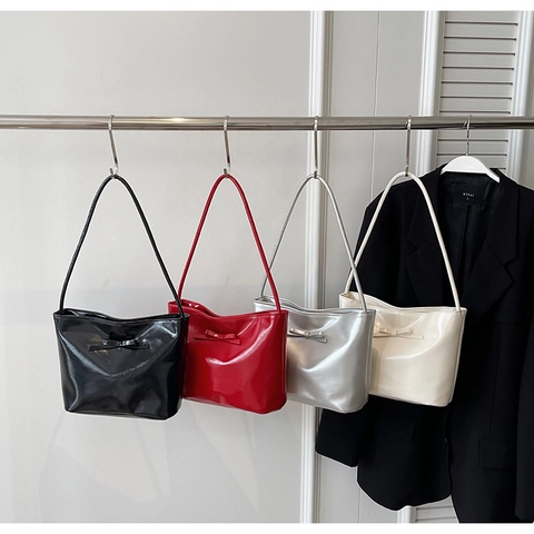 Women Patent Leather Underarm Bag Fashion Bow Decor High Gloss PU Shoulder Bag Casual Bucket Bag Handbag Party Tote