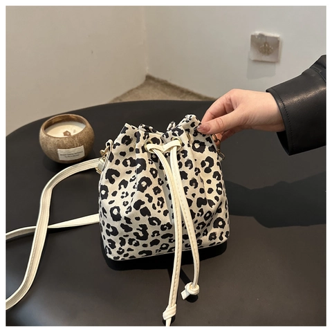 Damen Mode Leopardenmuster Beuteltasche Kordelzug Umhängetasche Leinwand Kunstleder Einzelne Schultertasche Für Reisen Alltag