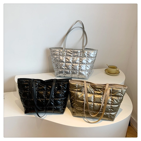 Women Large Capacity Quilted Tote Bag Fashion Metallic Down Cotton Padded Shoulder Bag Square Grid Commuter Handbag