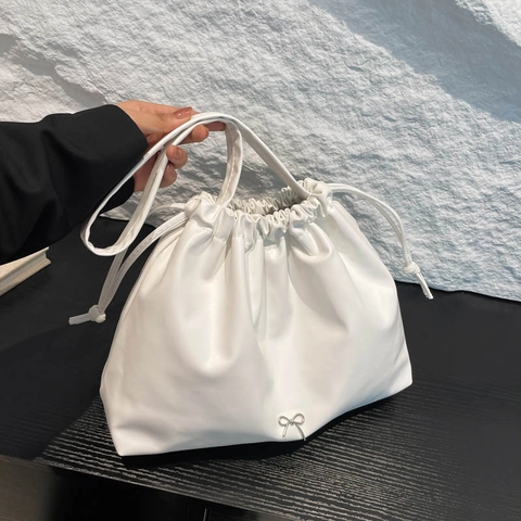 Bolso Tipo Cubo Plisado para Mujer Gran Capacidad de Cuero PU con Cordón Bolso de Hombro con Lazo de Metal Moda Cloud Bag
