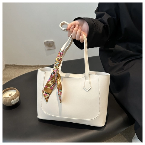 Borsa Shopping da Donna di Grande Capacità Con Sciarpa di Raso Cuciture a Contrasto Pelle PU Borsa a Tracolla Per Ufficio Quotidiano