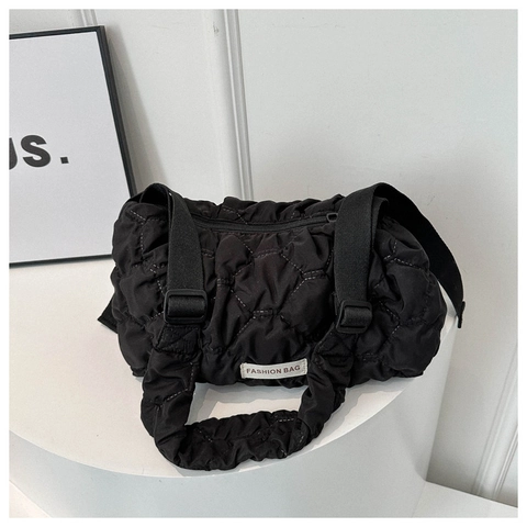 Borsa a Spalla Trapuntata da Donna Borsa Cloud in Nylon Arricciato Borsa a Tracolla Urban Minimalist per Pendolare Quotidiano
