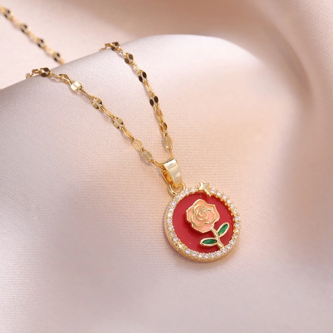 Collana Con Ciondolo Fiore Di Rosa Dorata Acciaio Inossidabile Rame Smalto Zircone Intarsiato Tondo Retrò Romantico Gioielli Donna