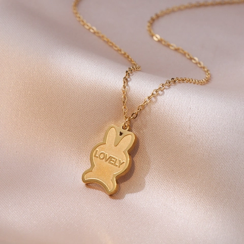 Collana Con Ciondolo A Forma Di Coniglio In Acciaio Al Titanio Con Incisione Lovely Gioielli Animali Chic Per Donna Stile Minimal
